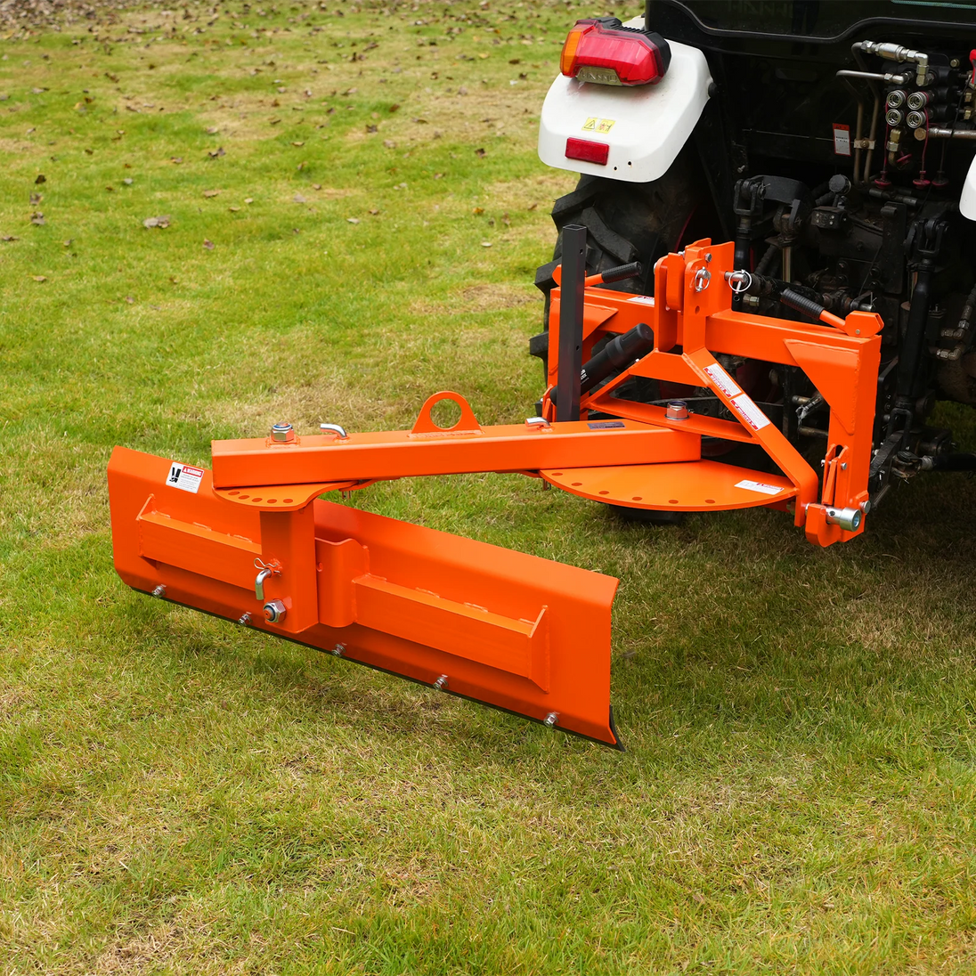 MechMaxx 60" 6-Way Rear Blade 3 Point Hitch Tractor Attachment, RB60S - view 5