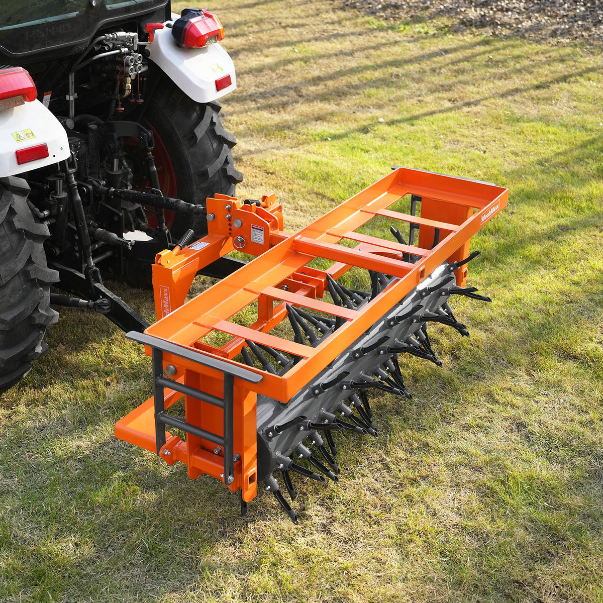 MechMaxx 62" 3 Point Drum Filled Plug Aerator Fits Cat 1 And 2 Tractors, DLA60 - view 6