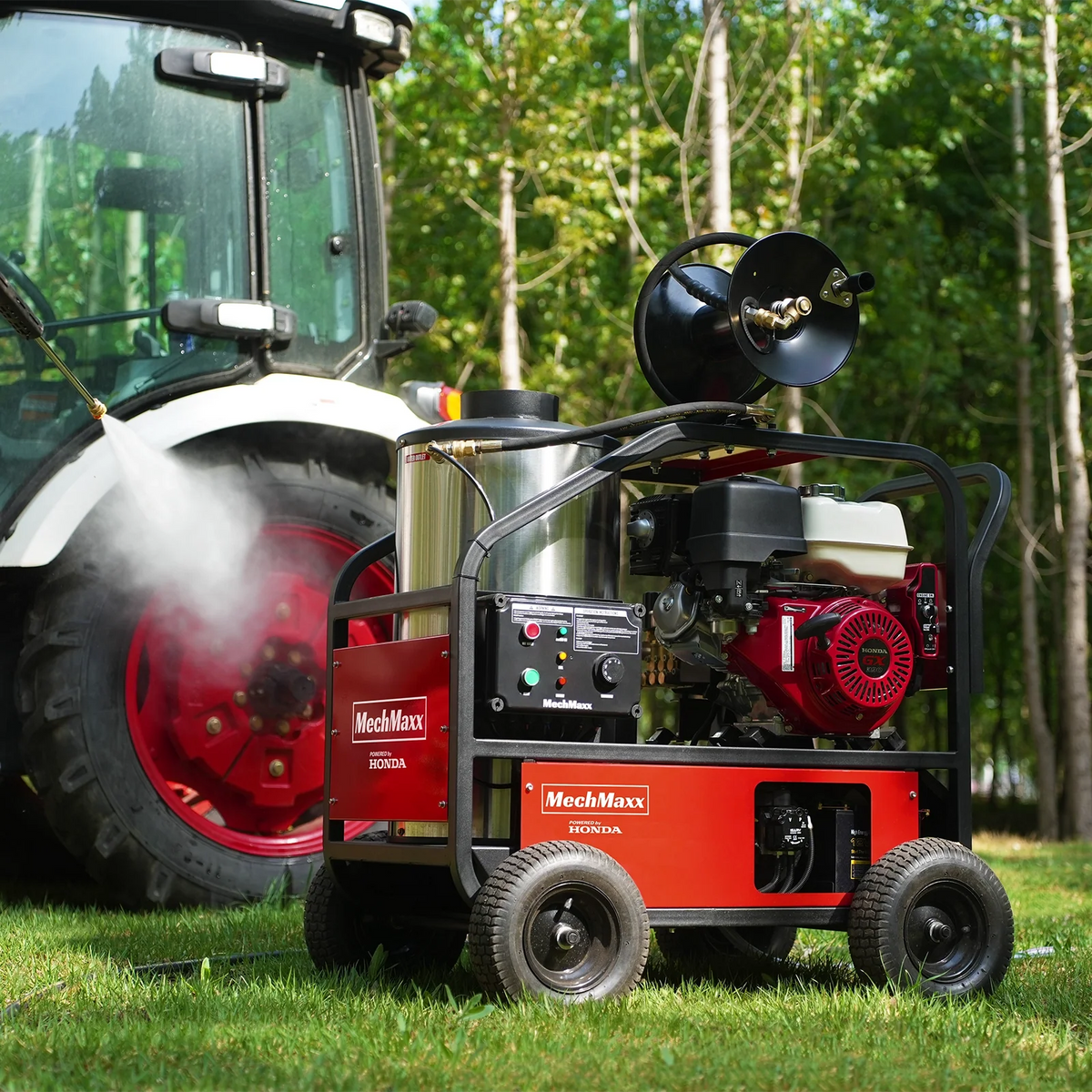 MechMaxx 4000 PSI 4 GPM HONDA E-Start Engine Hot Water Pressure Washer with Hose Reel, HPW40H - view 4