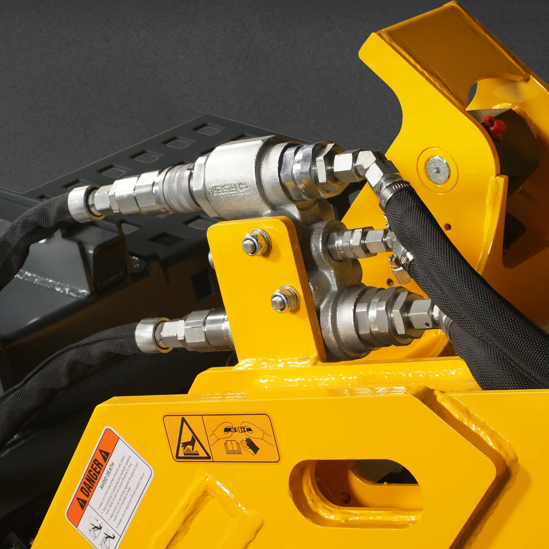 MechMaxx 20" Trencher — Mini Skid Steer Attachment