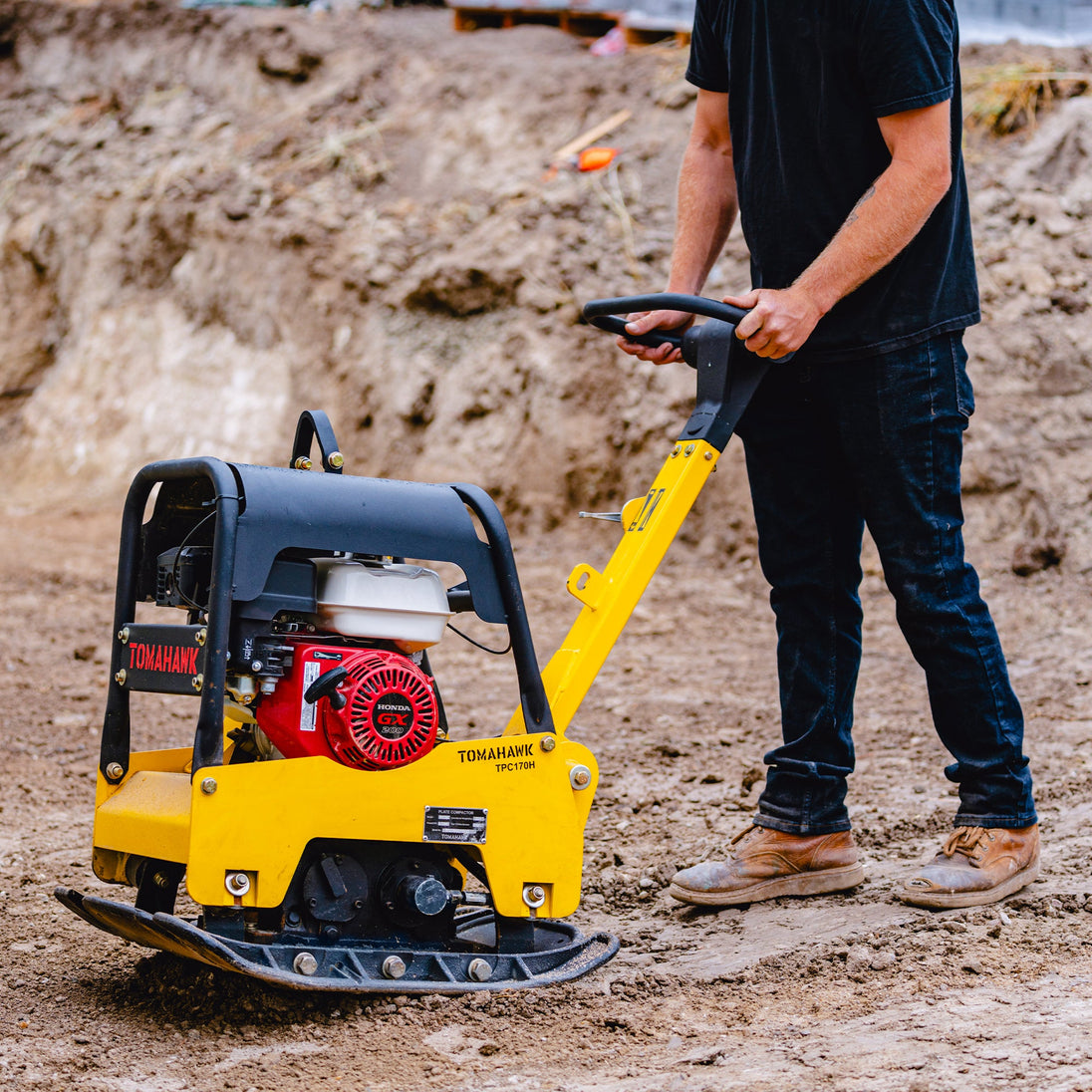 6.5 HP Honda Reverse Hydraulic Plate Compactor for Asphalt, Aggregate, Cohesive Soil Compaction - view 2