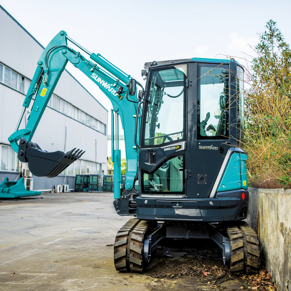 Sunward SWE25UF mini excavator boom and arm detail