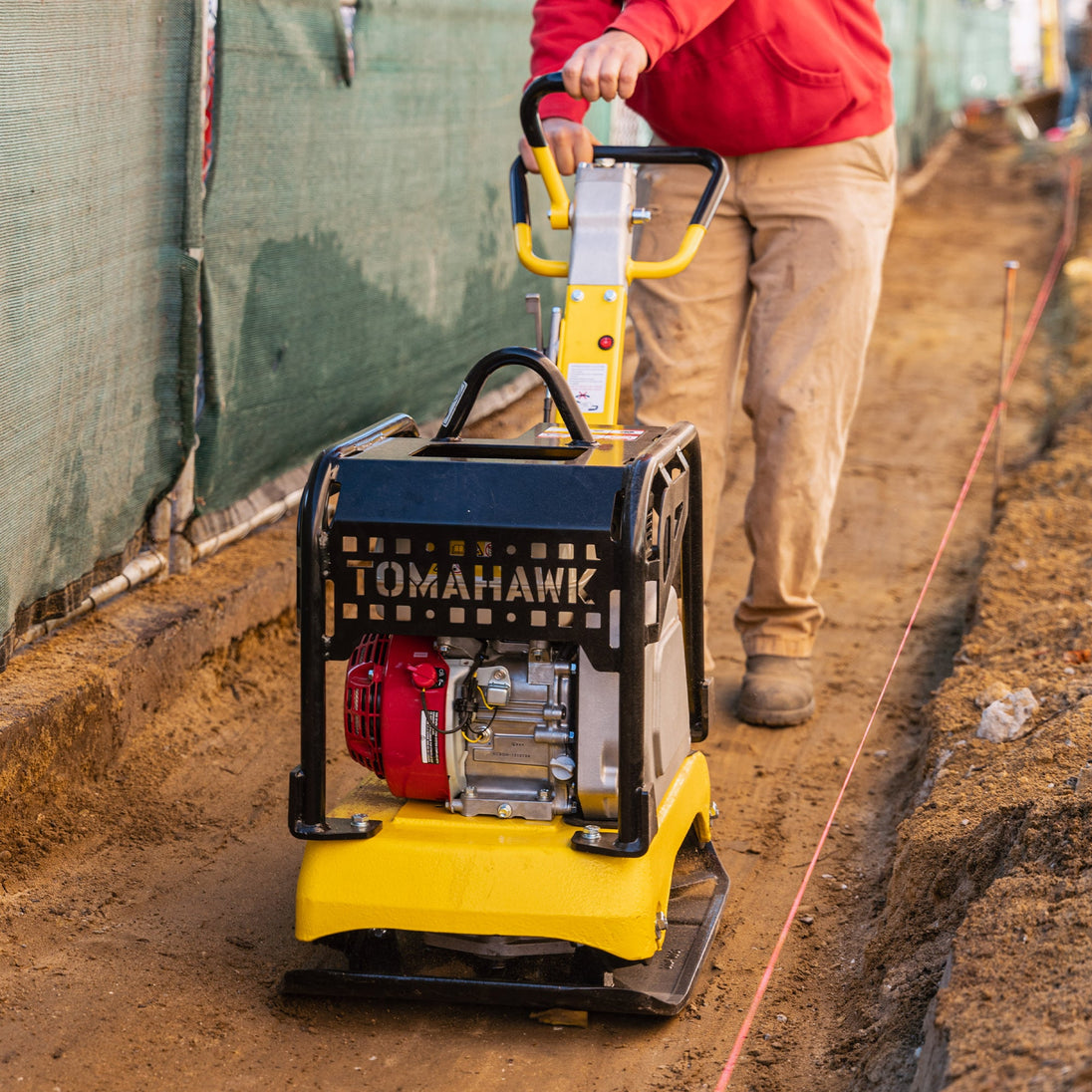 Tomahawk 6.5 HP Honda Reverse Hydraulic Plate Compactor for Soil, Aggregate, Cohesive Compaction - view 5
