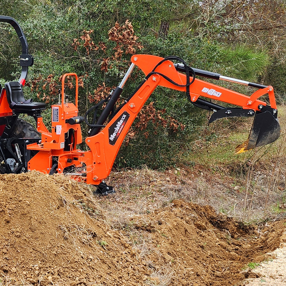 MechMaxx 7' Tractor Backhoe Attachment w/ Hydraulic Thumb — BH660H