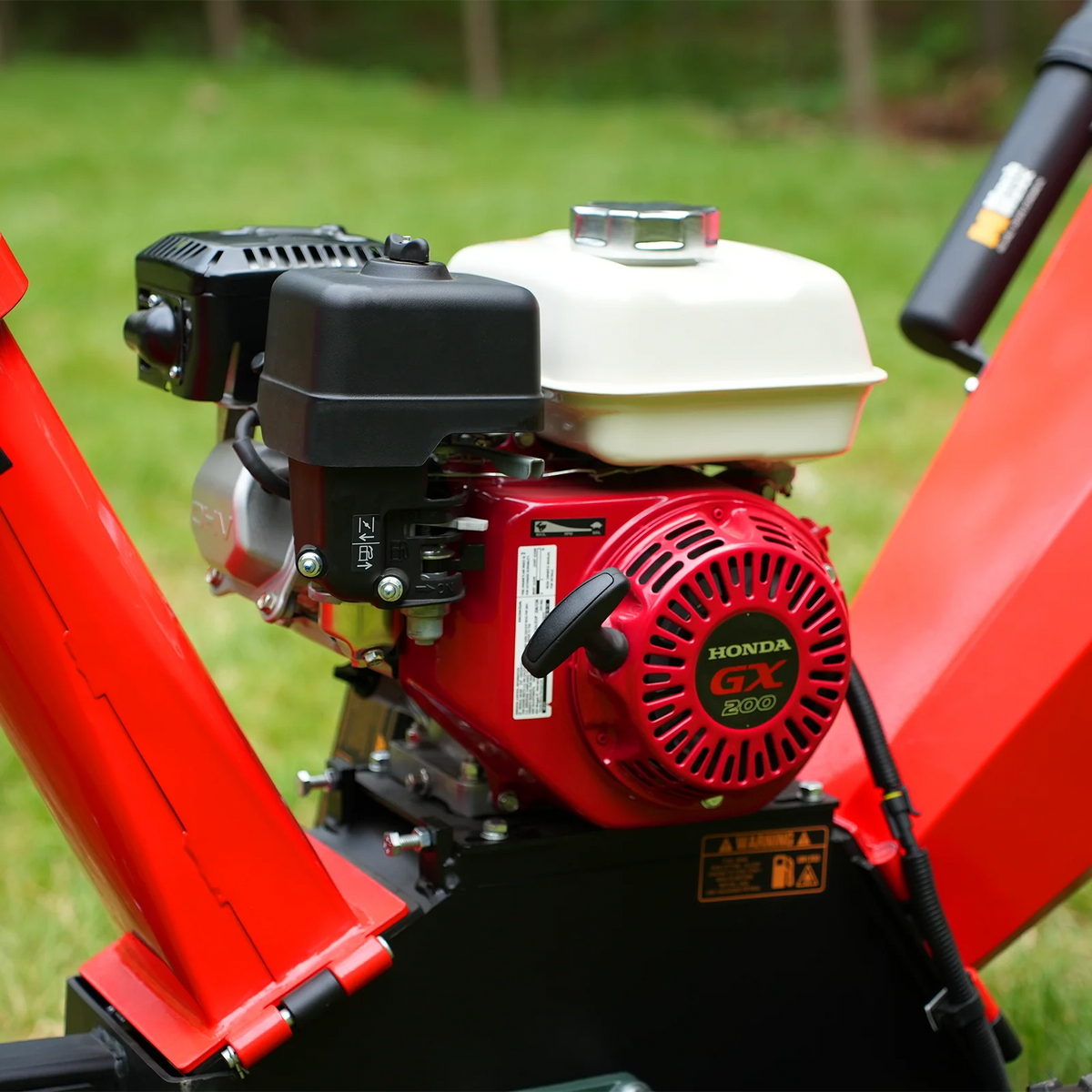 MechMaxx 4" Wood Chipper — Honda GX200 Gas Engine