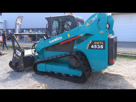 Sunward SWTL4538 compact track loader walkaround, exterior and interior